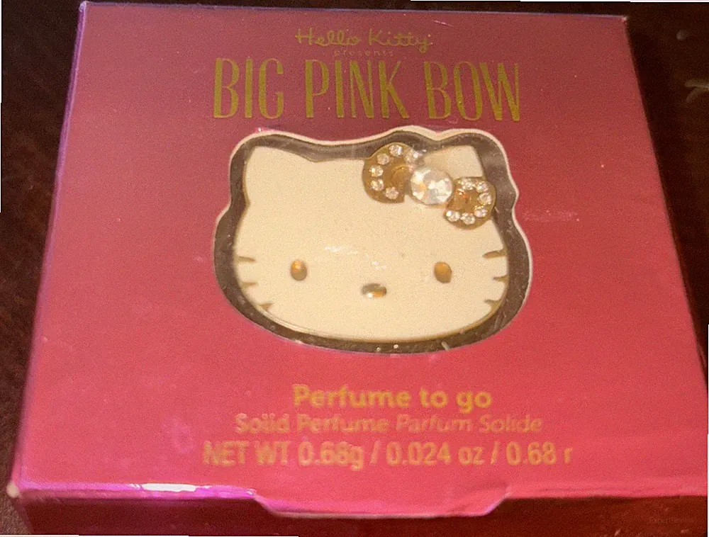 New Rare HELLO KITTY Solid Perfume 0.68g Ring Gift Box Discontinued. Rare